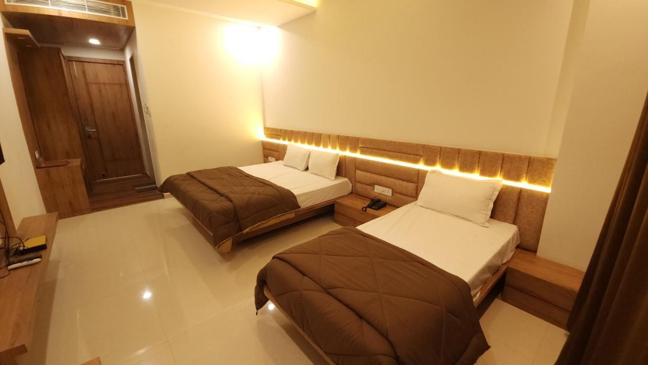 Aanandam Greens Hotel Sehore Exterior foto