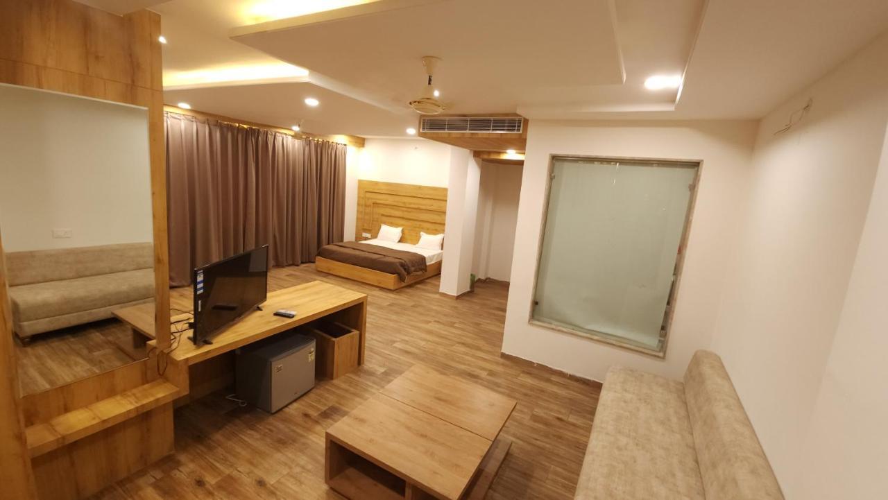 Aanandam Greens Hotel Sehore Exterior foto