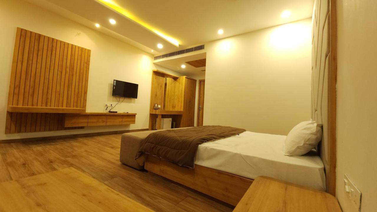 Aanandam Greens Hotel Sehore Exterior foto